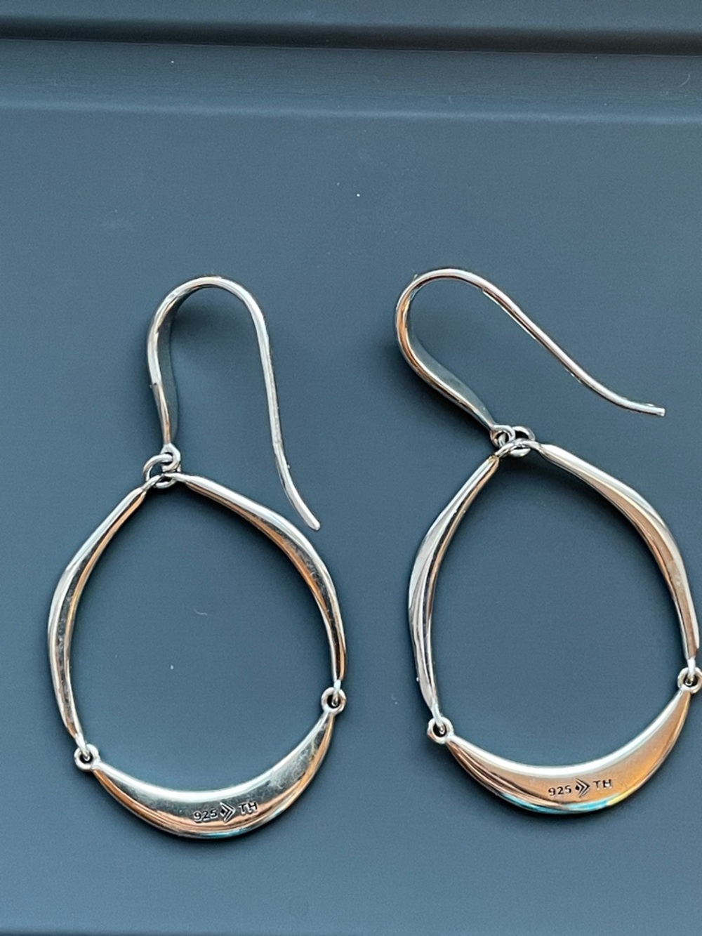 Silpada Silver Teardrop Hoop Dangle Earrings - Picture 3 of 4